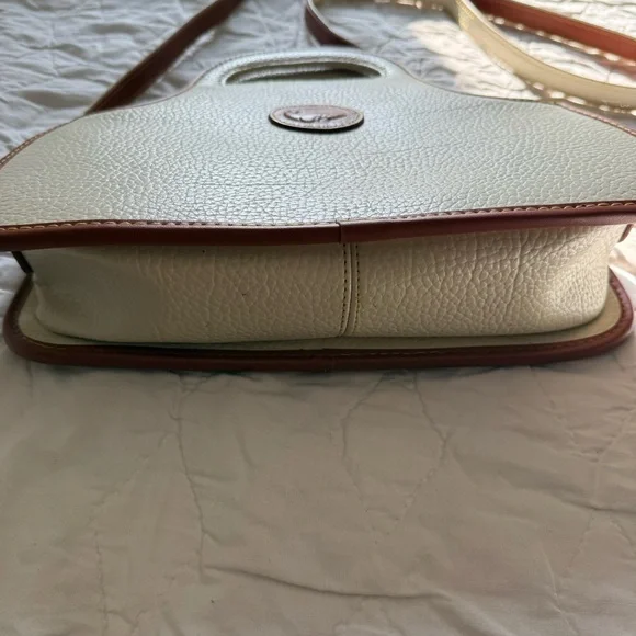 Carina INTL Inc Cream and Orange Waterproof Leather Crossbody Purse - Picture 6 of 9